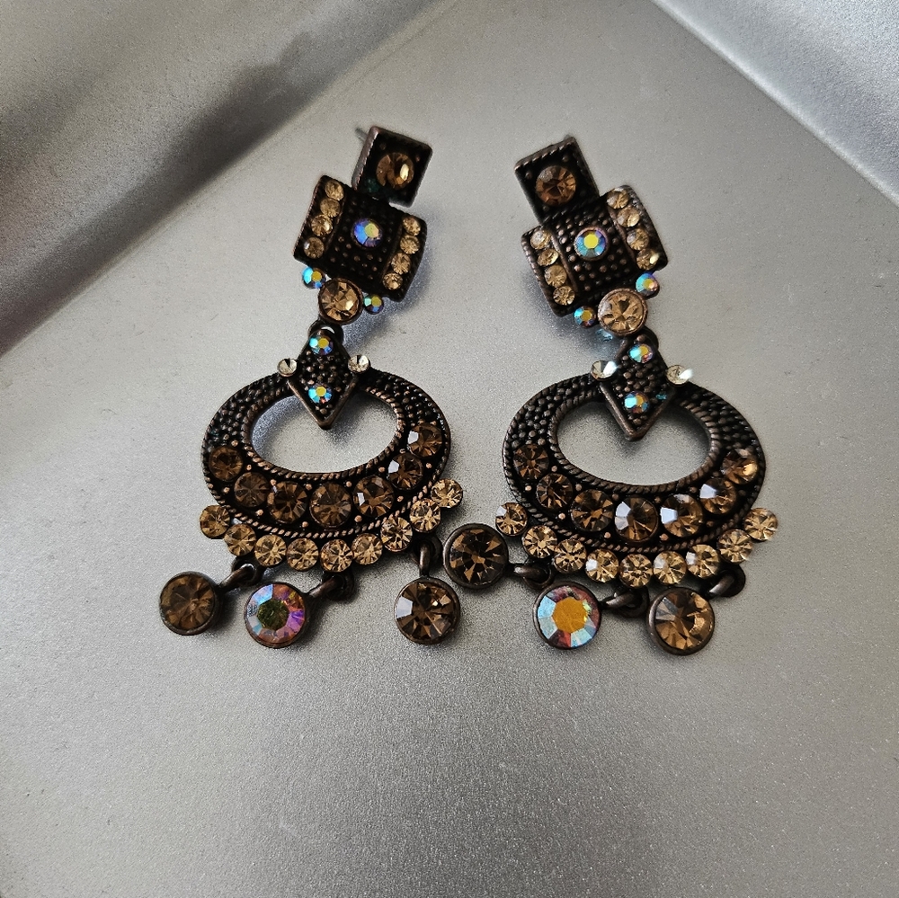 Vintage Chandler Earrings Beautiful 🤎Bronze Crystals♡